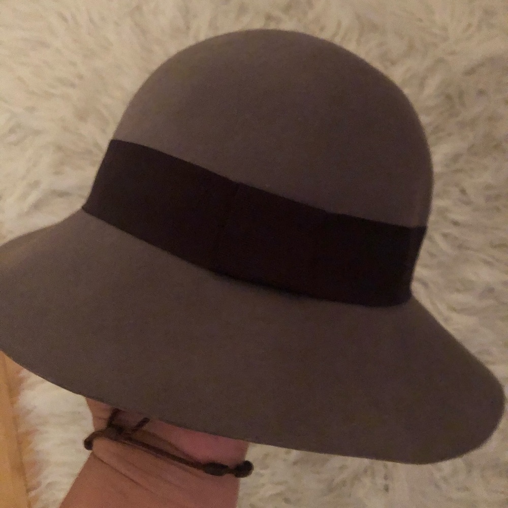 Bcbg hat